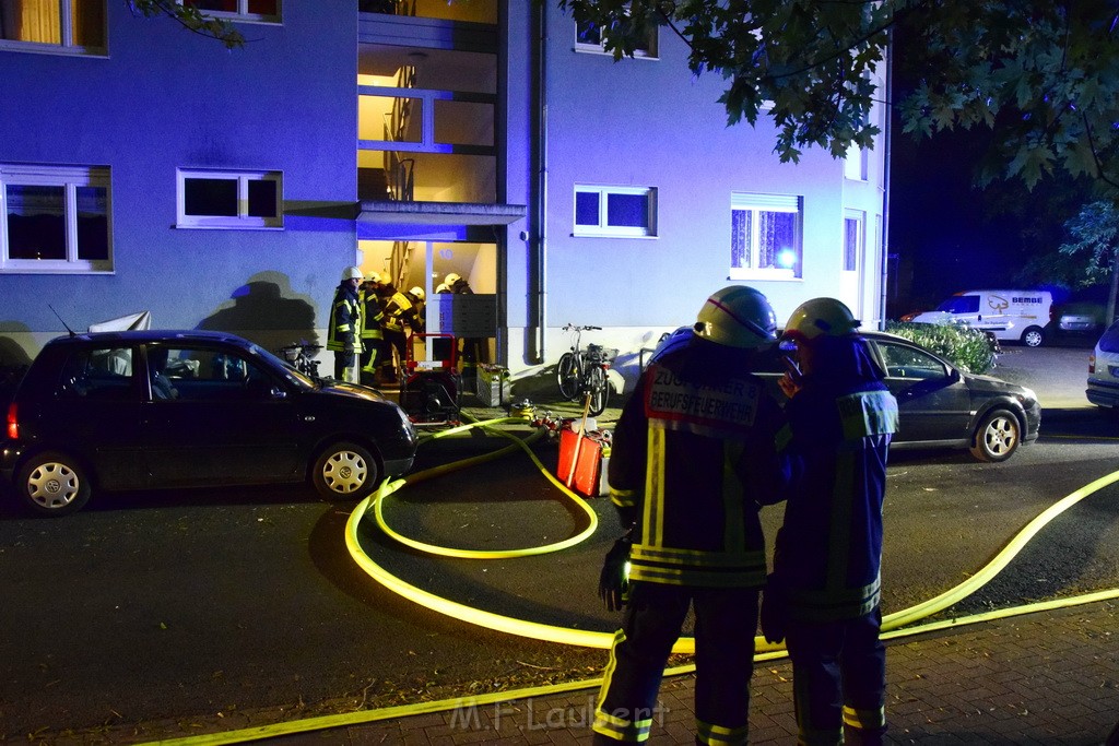 Feuer 2 Y Kellerbrand Koeln Ostheim Ruppinerstr P155.JPG - Miklos Laubert